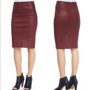 EUC Vince leather skirt in red burgundy